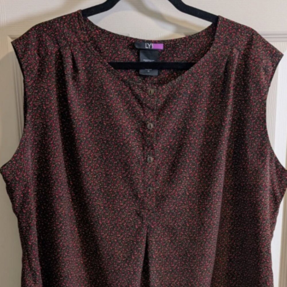 LYS Womens Plus SIze 1X Sleeveless Floral Button Front Blouse